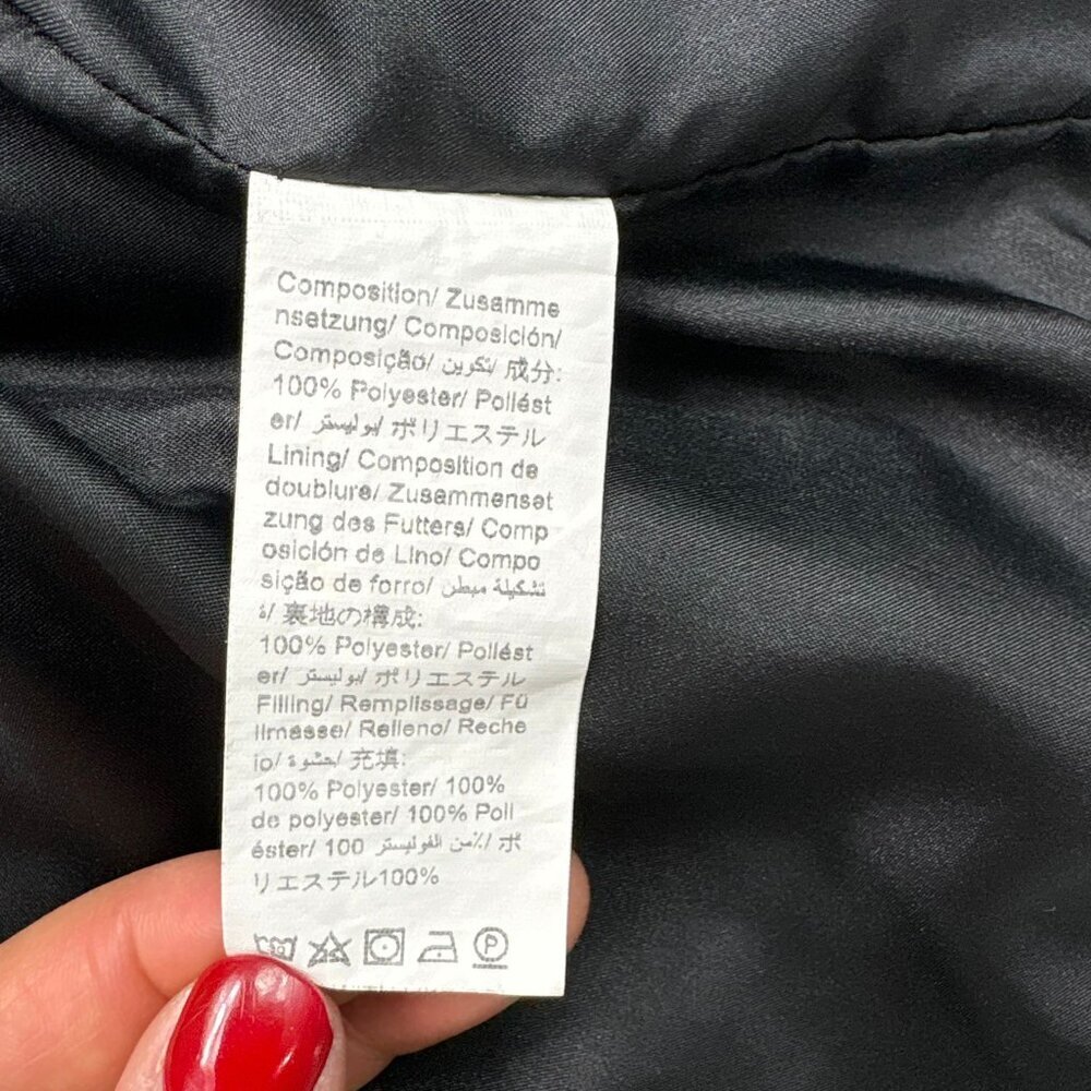 Black Cropped Puffer Vest SHEIN | Women’s Size M (US 6) | Zip Up - Picture 7 of 10